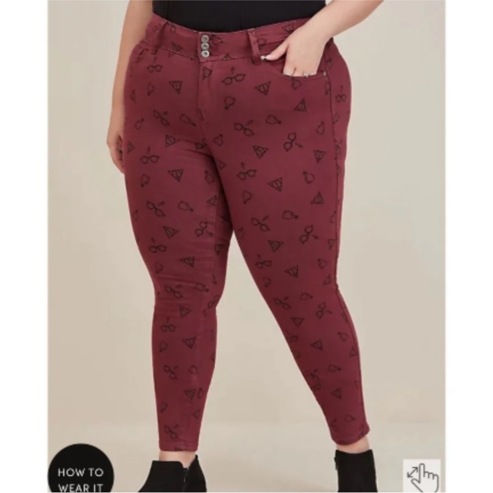 Torrid sz 16 Harry Potter Denim Jeans Super Soft Wine NEW